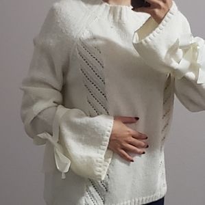 White sweater with lace around arms M